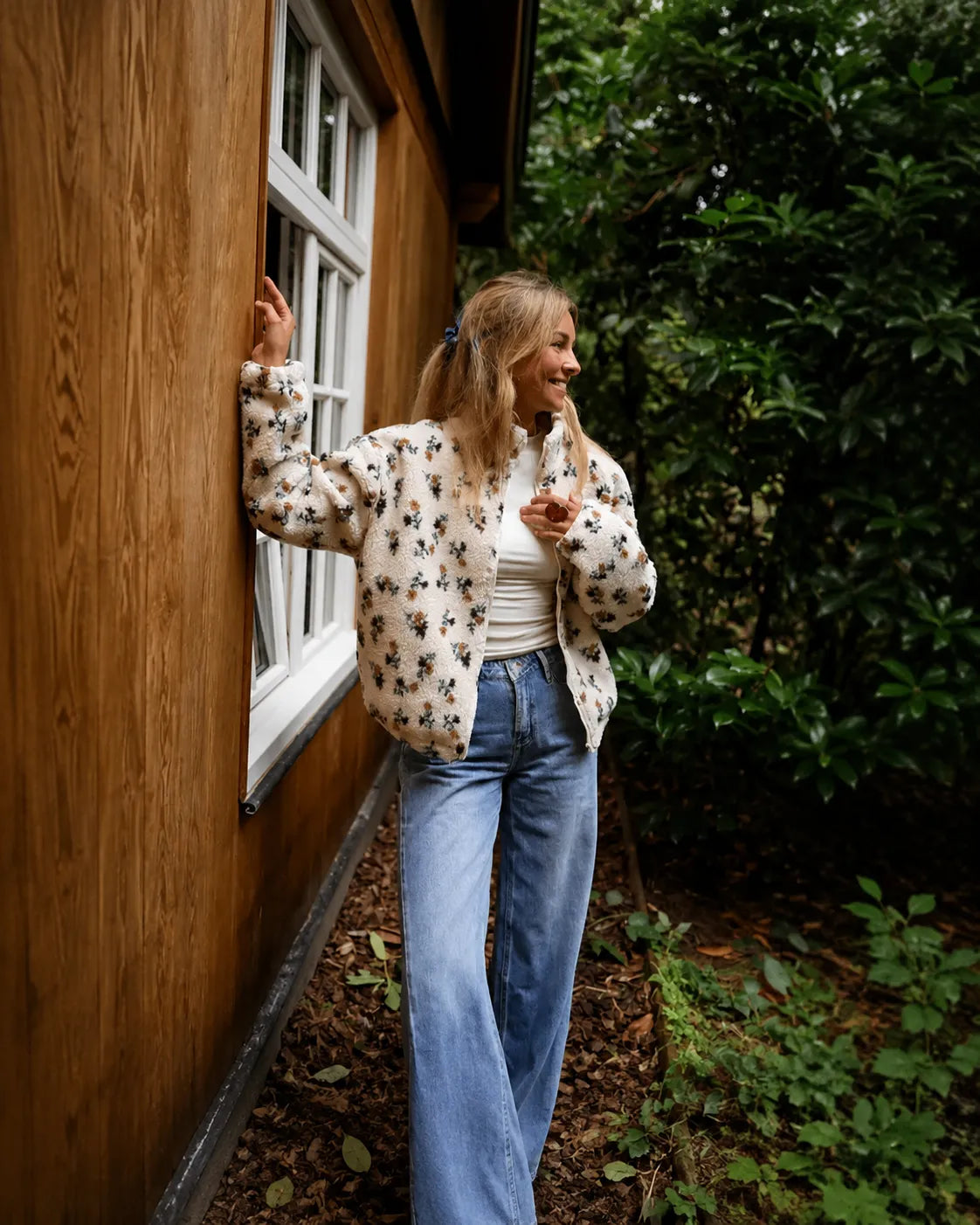 Sylvie | Petite Floral Sherpa Zip Jacket